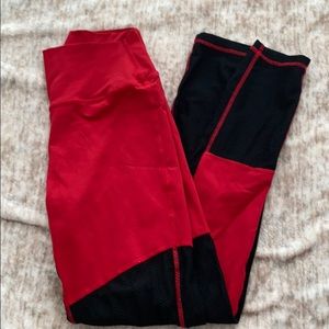 TILYOUCOLLAPSE premium mesh leggings USED